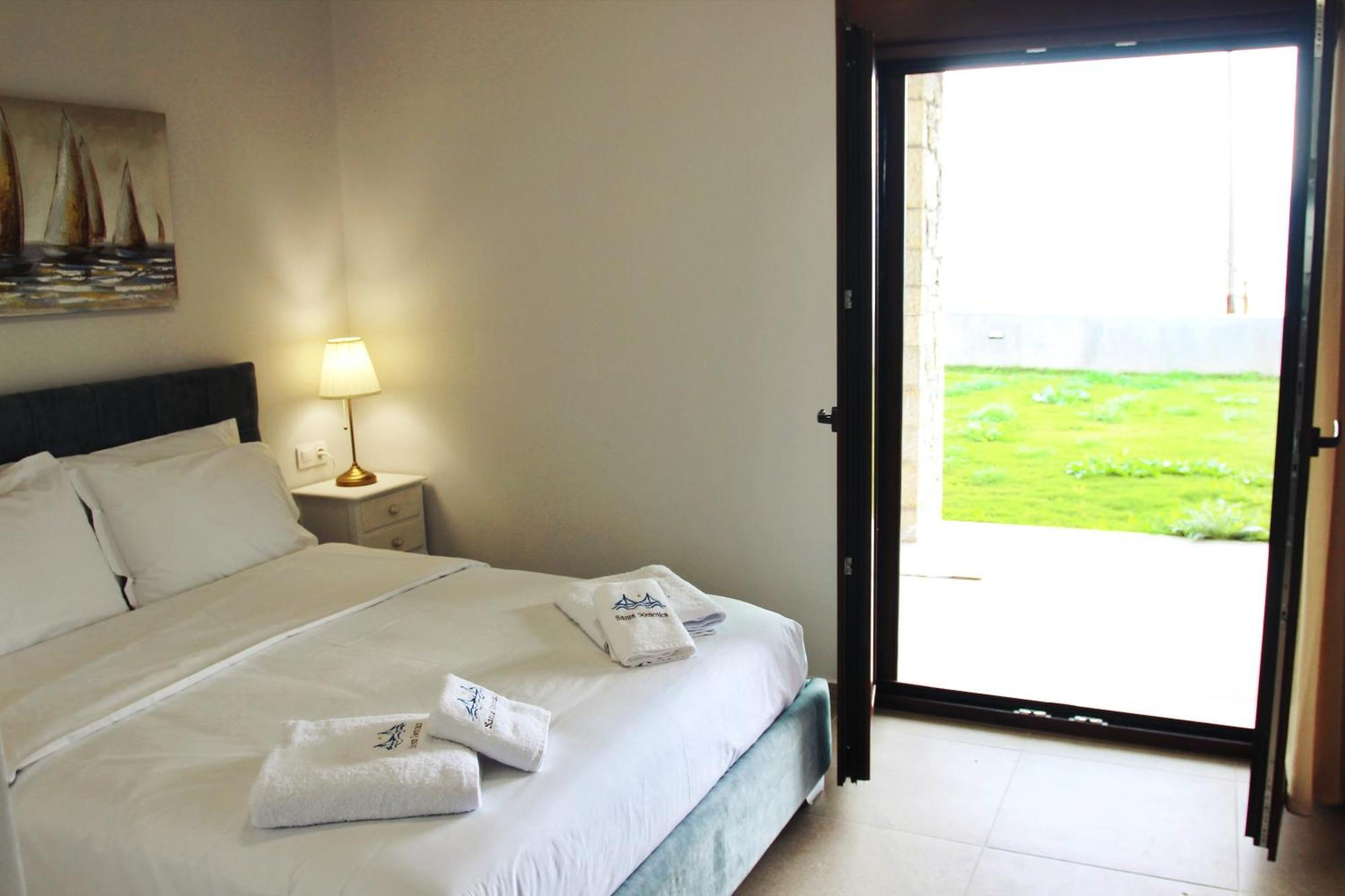 Santa Domenica Nafpaktos - Rooms And Apartments By The Sea 외부 사진